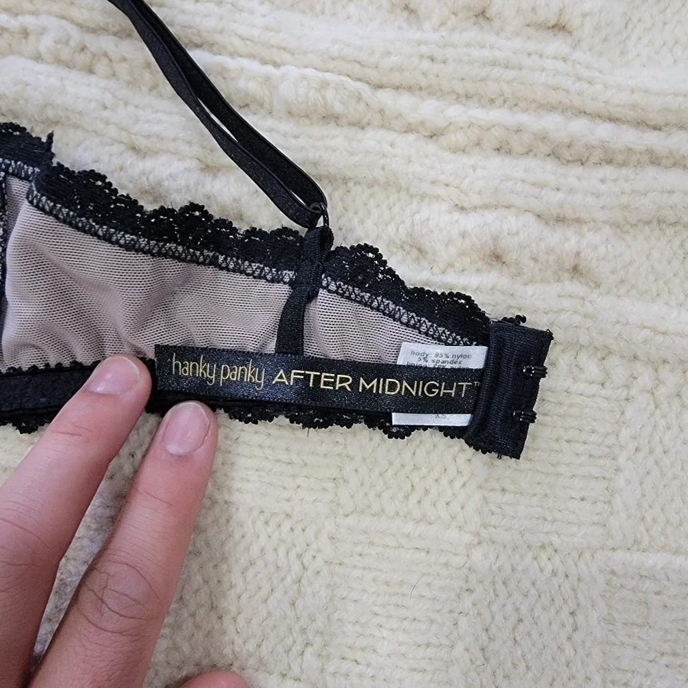 Hanky Panky After Midnight Strappy Rhinestone Bralette size XS Black Lace
